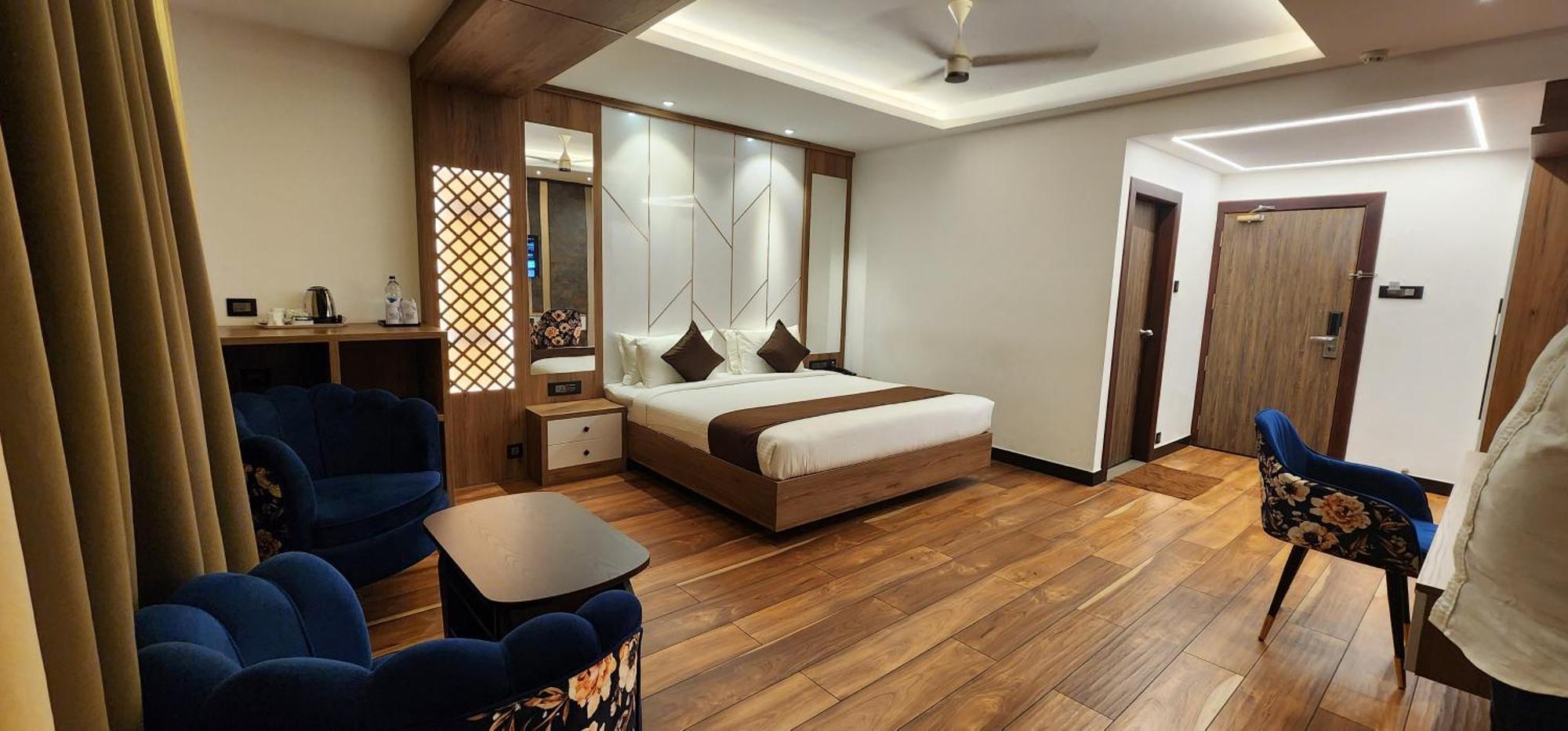 Hotel Arcadia Коттаям Екстер'єр фото