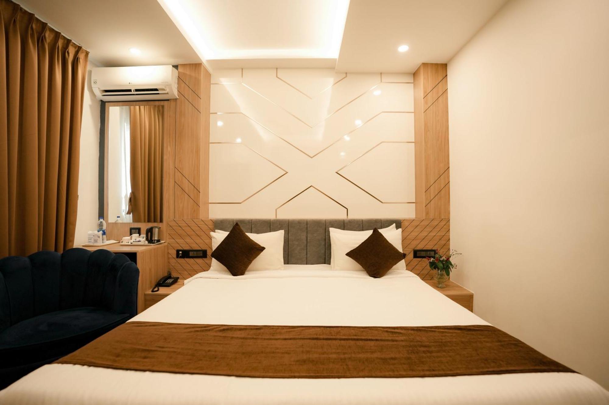 Hotel Arcadia Коттаям Екстер'єр фото